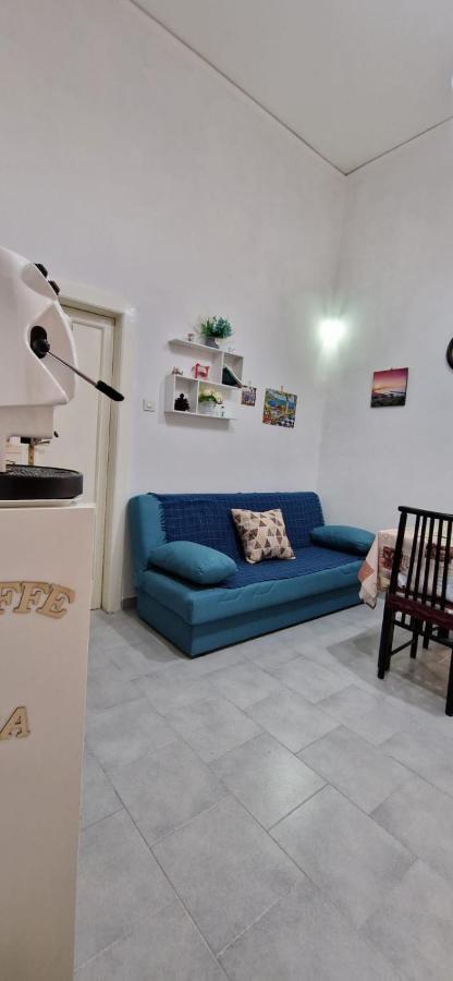 E' Fenestrelle Apartment เนเปิลส์ ภายนอก รูปภาพ