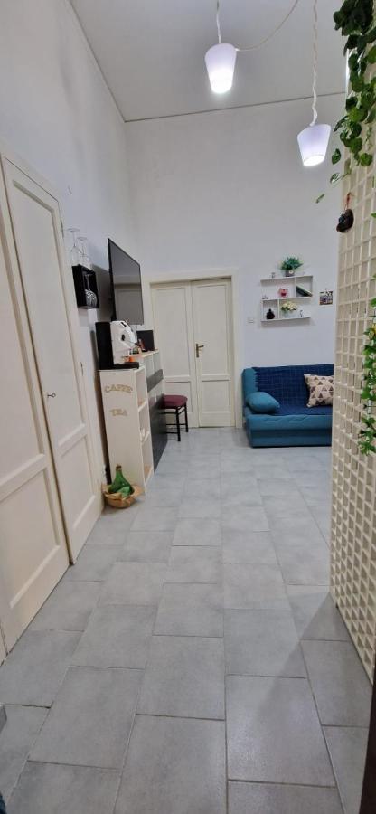 E' Fenestrelle Apartment เนเปิลส์ ภายนอก รูปภาพ